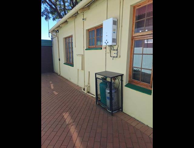 3 BEDROOM HOUSE FOR SALE IN KENSINGTON